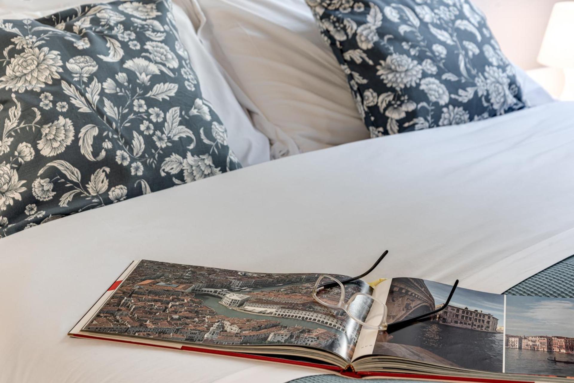 Tommy - Sweet Dreams In Appartement Florence